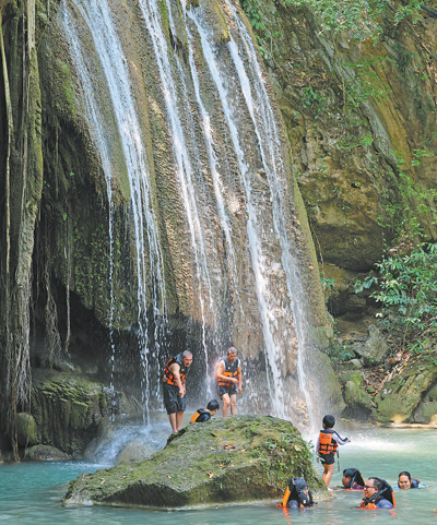 东南亚旅游业强劲复苏，泰国、马来西亚和新加坡成热门目的地