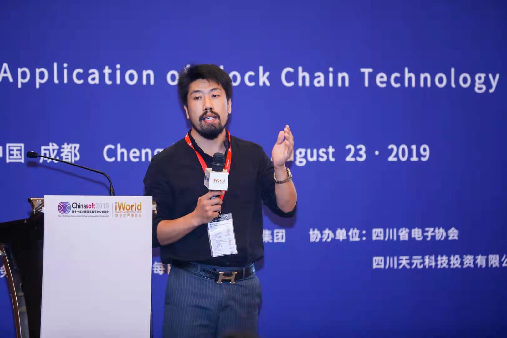 医疗区块链概念股_区块链医疗应用场景_探索区块链技术在医疗领域的创新：如何利用数字货币提高医疗数据透明度