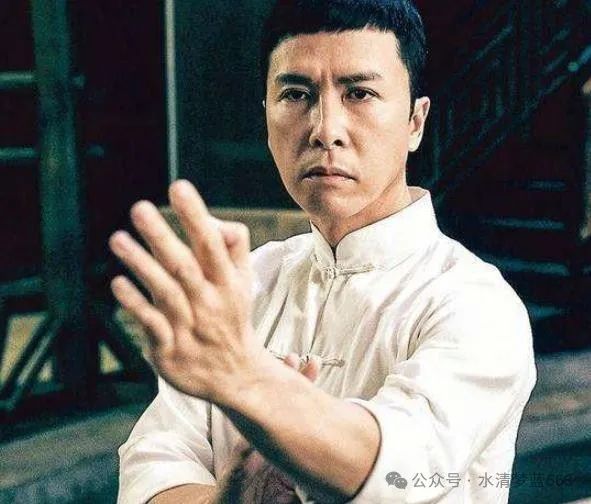 甄子丹终身成就奖视频_甄子丹的个人成长与奋斗历程_甄子丹成名之路