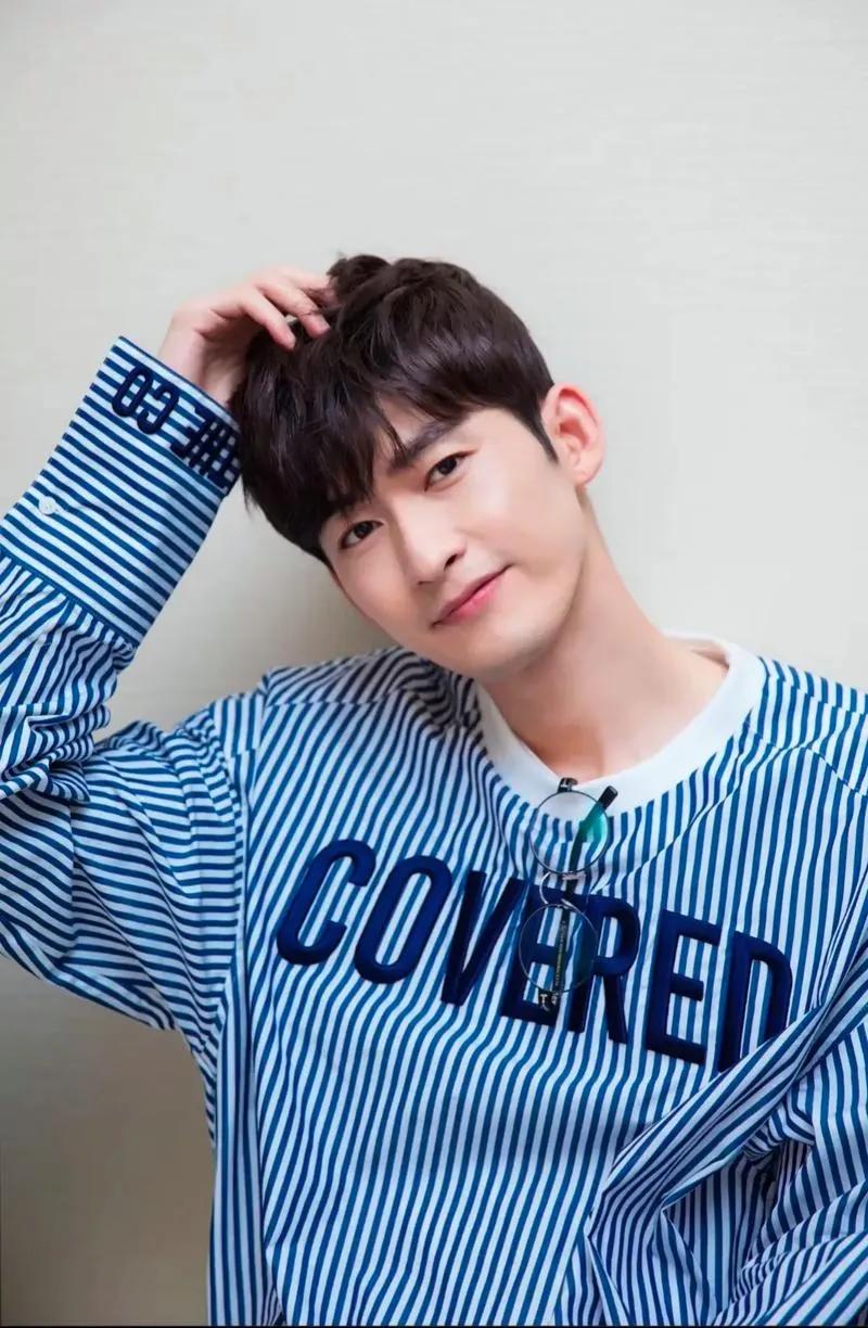 导演作品演员更多带来什么影响_导演对演员的重要性_导演给你带来更多作品的演员：