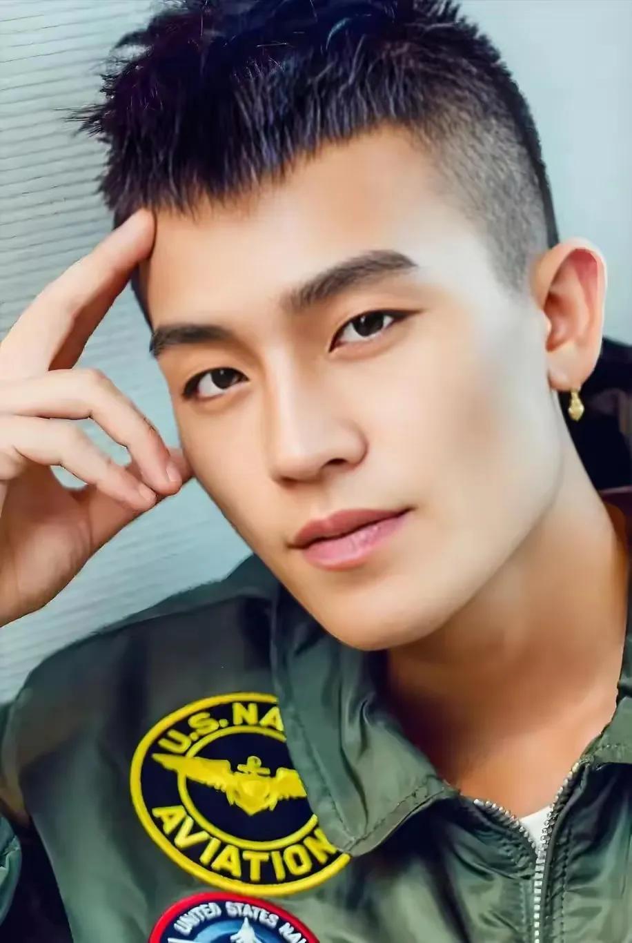 导演对演员的作用_导演作品演员更多带来什么影响_导演给你带来更多作品的演员：