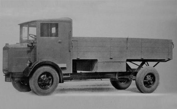 评测保时捷的悬挂系统与行驶稳定性_保时捷车身稳定_保时捷悬架模式调节怎么用