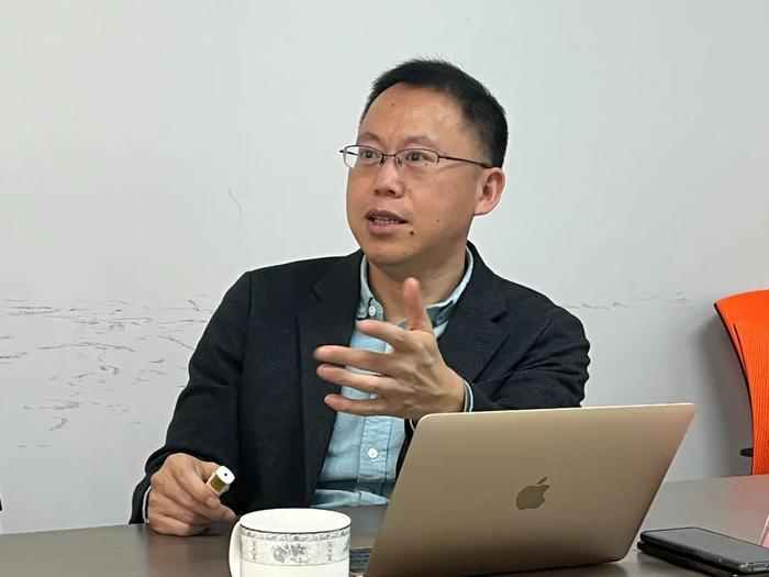 艺术创作数字化_研究数字资产在艺术市场中的应用：NFT如何改变艺术创作与交易方式_艺术资产交易平台