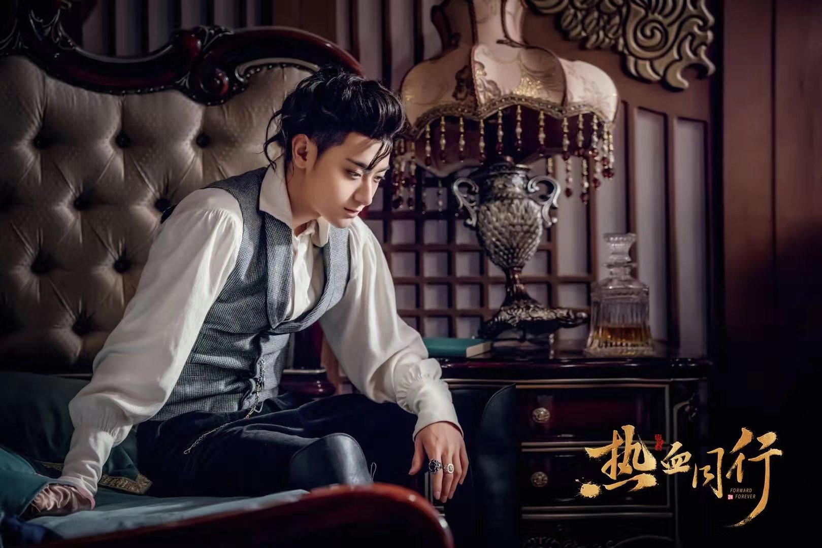 黄子韬（Huang Zitao） - 参与《朝歌》和《热血同行》等剧。_热血同行黄子韬和胡冰卿吻戏_热血同行黄子韬唱的歌