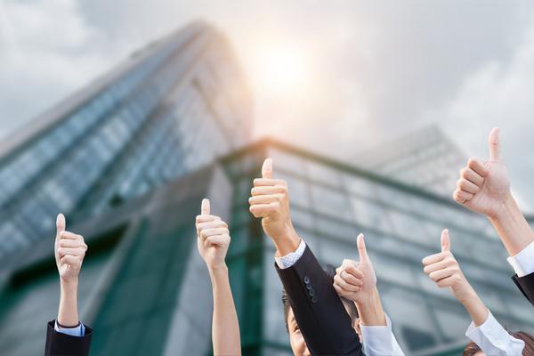 万达年会揭秘：王健林献唱引尖叫，现场氛围火爆 图2