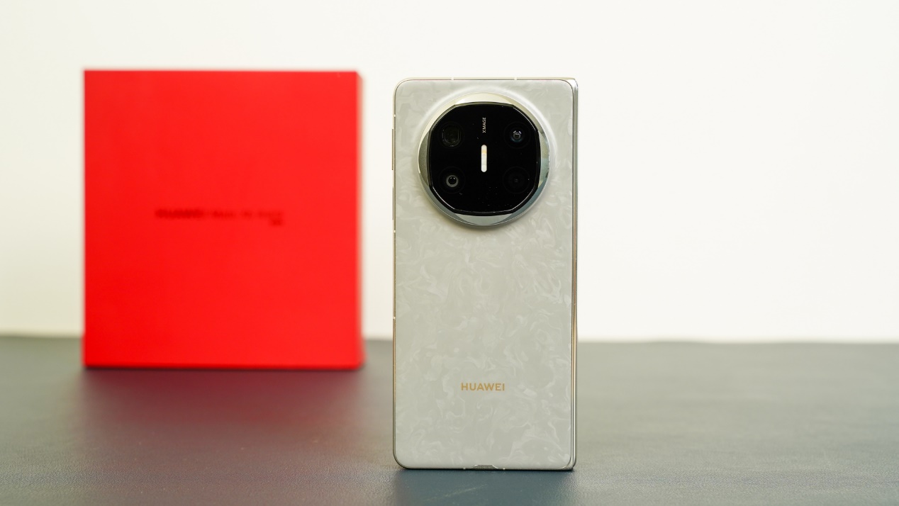 华为Mate X6登场：折叠旗舰多方面迭代升级，有何过人之处？
