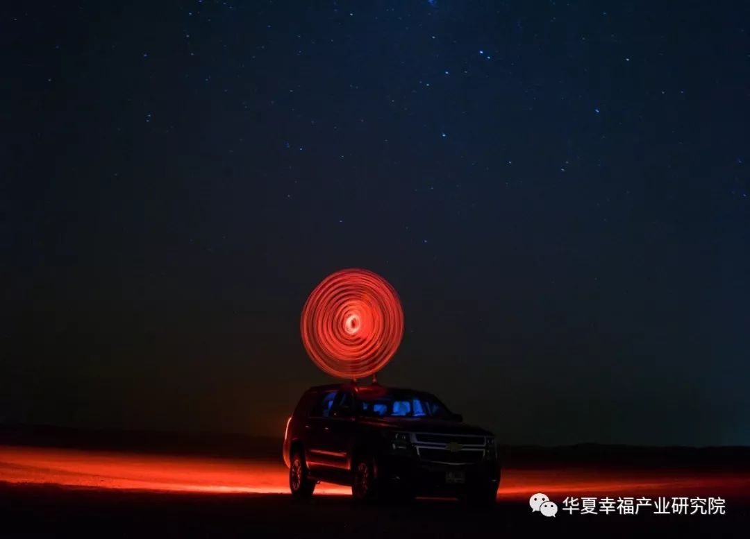 电动汽车中的劳斯莱斯_电动劳斯莱斯_劳斯莱斯的未来科技：电动与自动驾驶