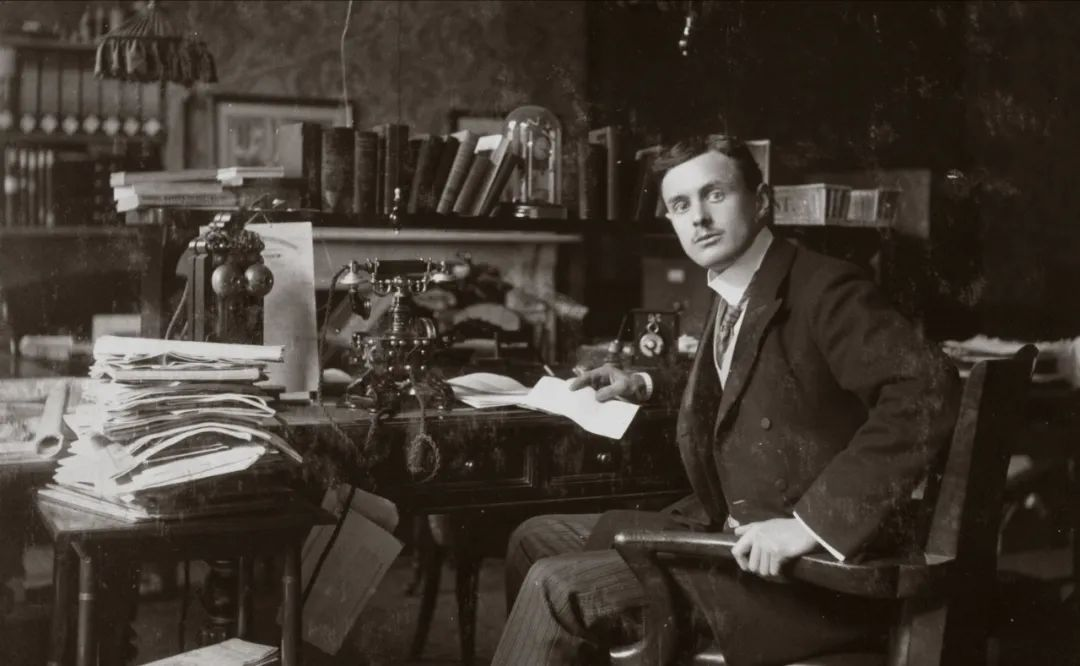 电动劳斯莱斯价位多少钱_纯电动劳斯莱斯_劳斯莱斯的未来科技：电动与自动驾驶