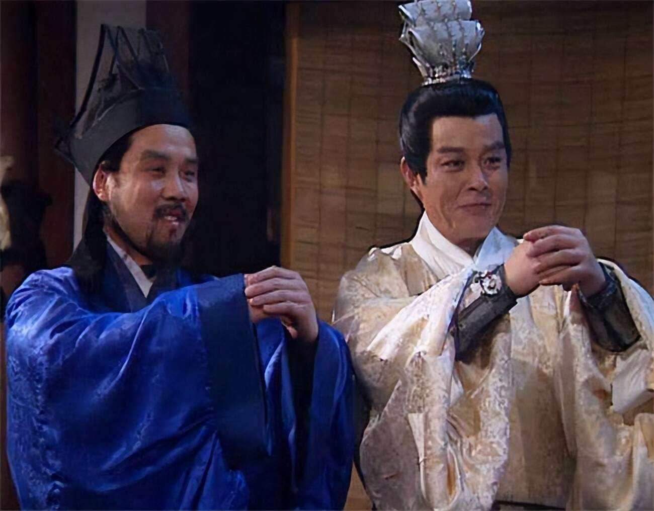 周瑜与东吴文化的关系_周瑜是东吴还是西蜀的_周瑜在东吴的官名是什么