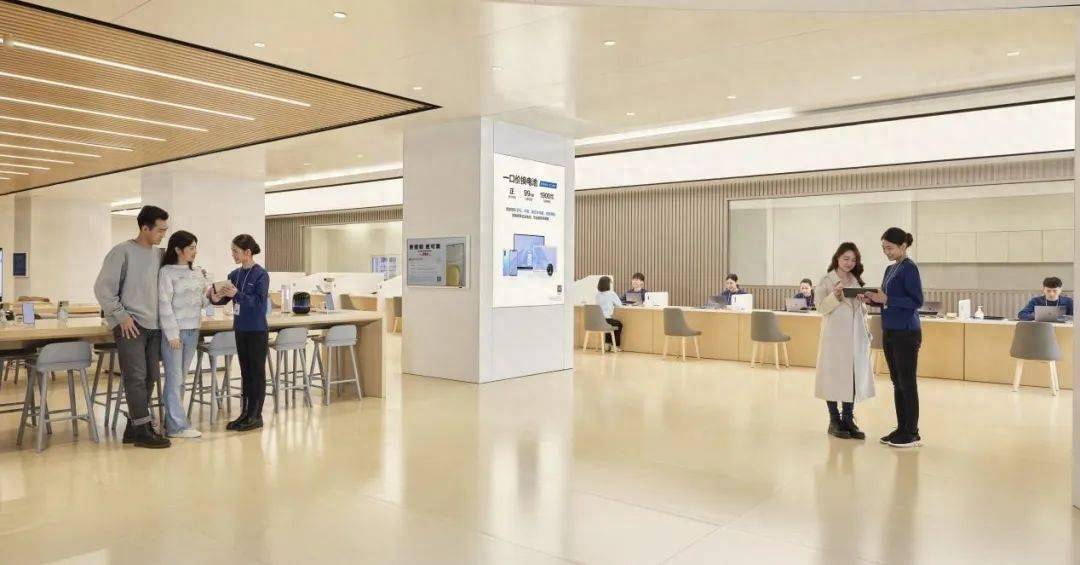 华为再次改写终端市场格局：服务体系创新赢得用户持续热爱