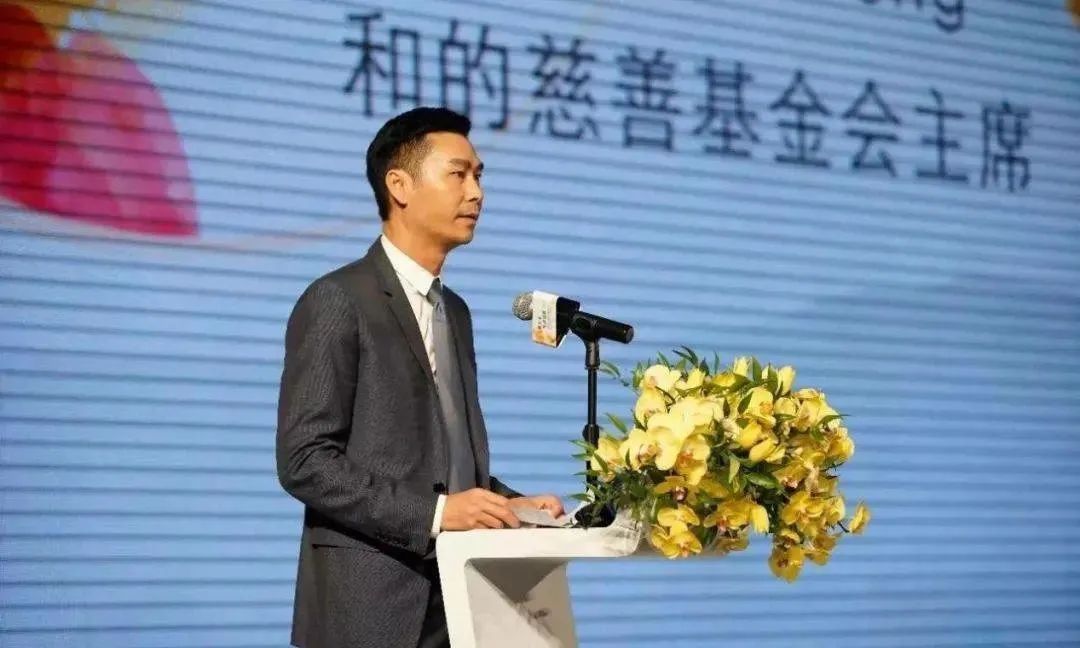 美的集团何享健之子何剑锋接手顾家家居，打造新资本平台