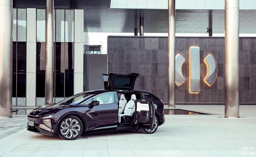 纯电动法拉利_法拉利的未来趋势：电动化与智能化_电动法拉利跑车价格