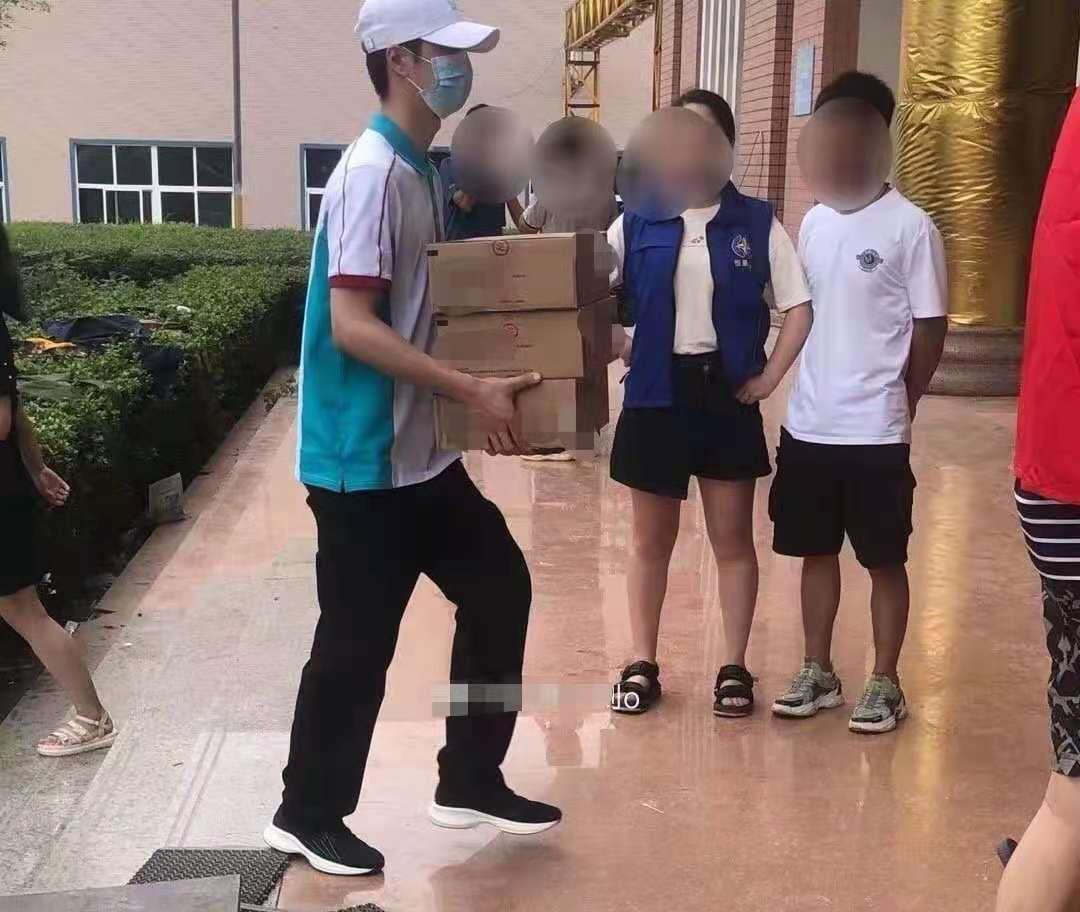 刘昊然个人资料_刘昊然_刘昊然周冬雨