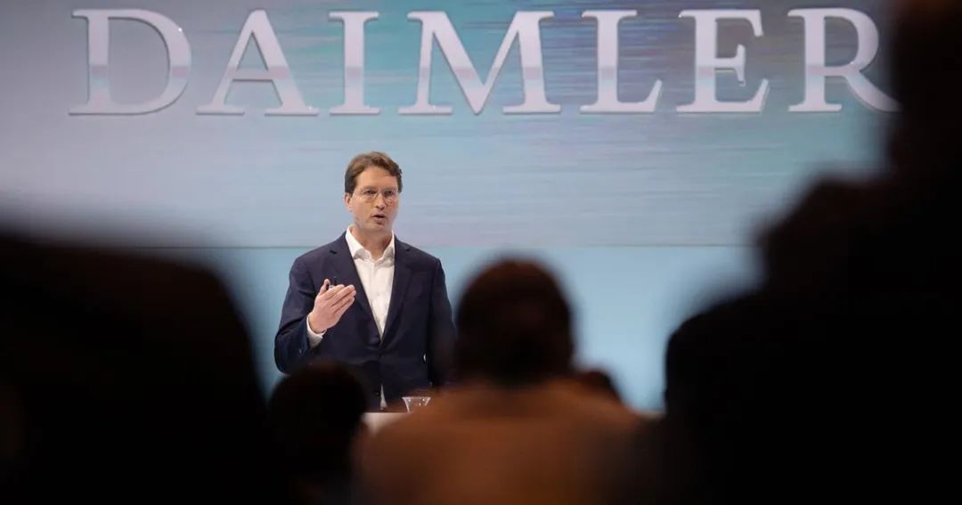 梅赛德斯-奔驰暂停乘用车全自动驾驶研发，专注卡车辅助自动驾驶技术