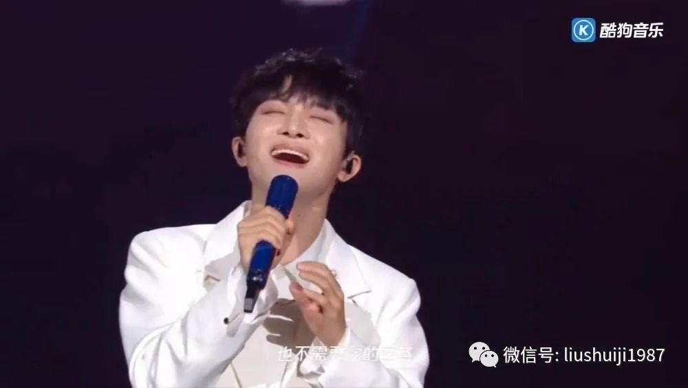 芝柏回顾演出剧经典音乐是什么_芝柏经典款_张柏芝的经典音乐剧演出回顾