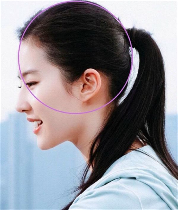 刘亦菲年轻的时候_刘亦菲如何影响了年轻一代_刘亦菲年轻时的美照