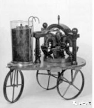 新能源汽车的辉煌时刻与燃油车的复苏_新能源汽车的辉煌时刻与燃油车的复苏_新能源汽车的辉煌时刻与燃油车的复苏