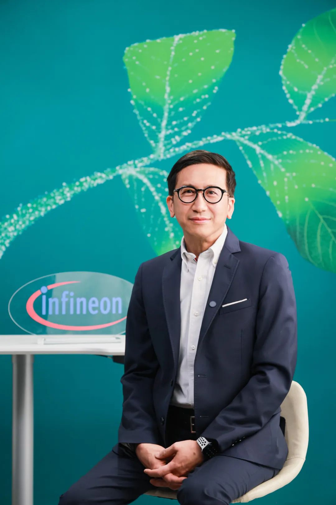 新能源汽车的辉煌时刻与燃油车的复苏_新能源汽车的辉煌时刻与燃油车的复苏_新能源汽车的辉煌时刻与燃油车的复苏