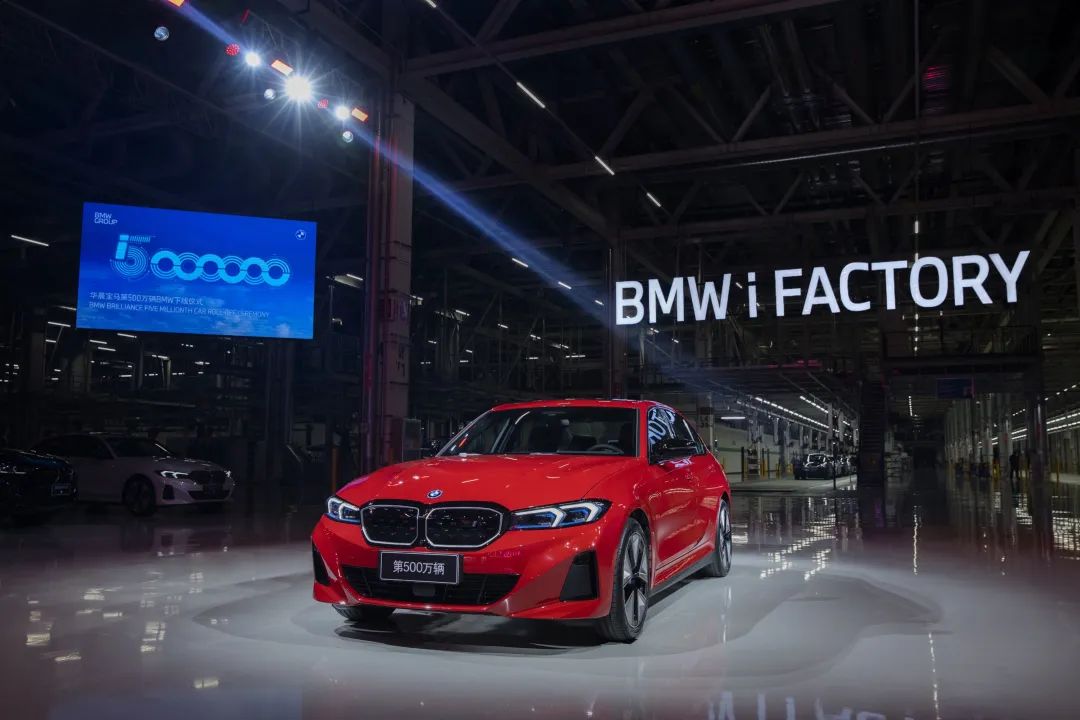 新能源汽车的辉煌时刻与燃油车的复苏_新能源汽车的辉煌时刻与燃油车的复苏_新能源汽车的辉煌时刻与燃油车的复苏