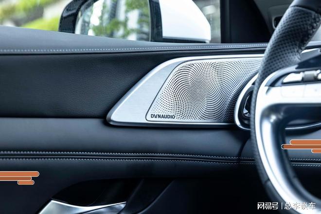 布加迪的音响系统：极致音乐体验_布加迪音响效果_布加迪chiron音响