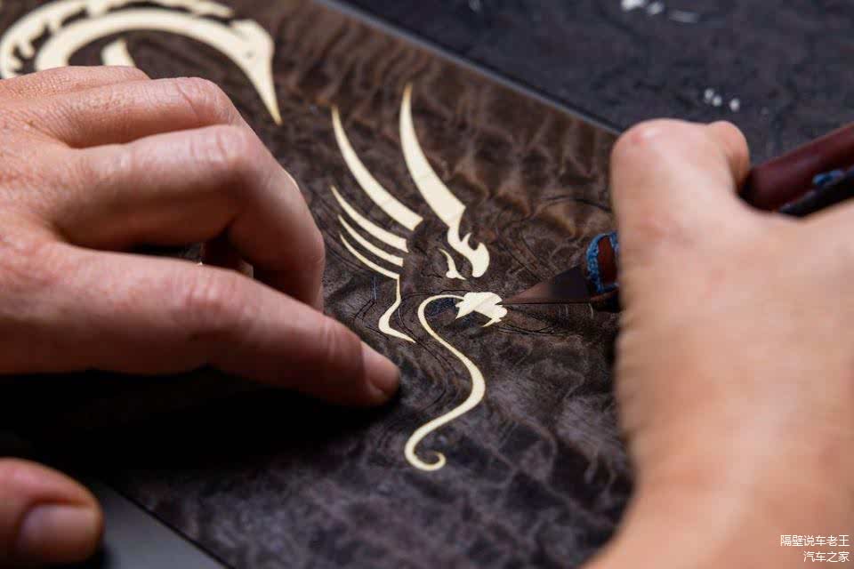 劳斯莱斯汽车品牌文化内涵_劳斯莱斯在全球的奢华车文化_劳斯莱斯介绍