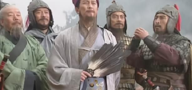 诸葛亮的南征北战：平定叛乱的传奇_诸葛亮平南中战争_诸葛亮平定南蛮