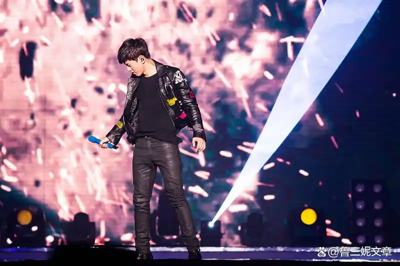 张杰：音乐成就璀璨却不止于此，热爱表演挑战自我筹备大电影启励志传奇