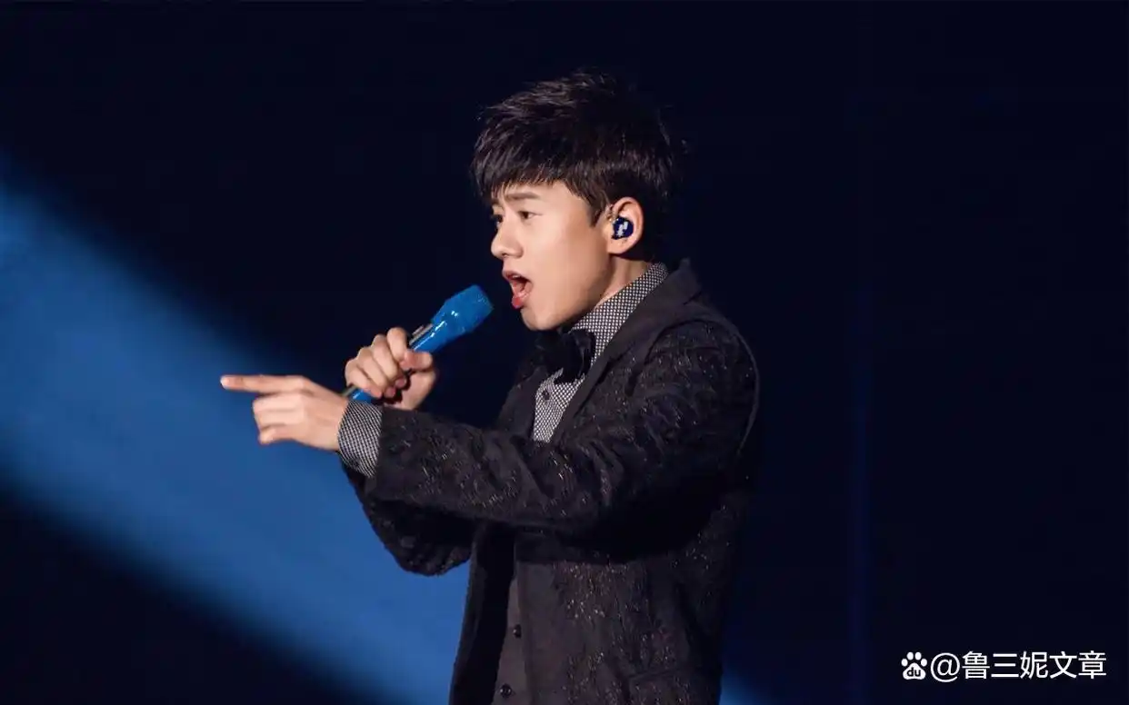 张杰综艺节目视频_张杰综艺_张杰在综艺节目中展现多才多艺，收获粉丝喜爱