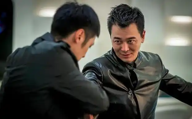 吴樾与吴京：从武术到电影的演艺之路对比分析