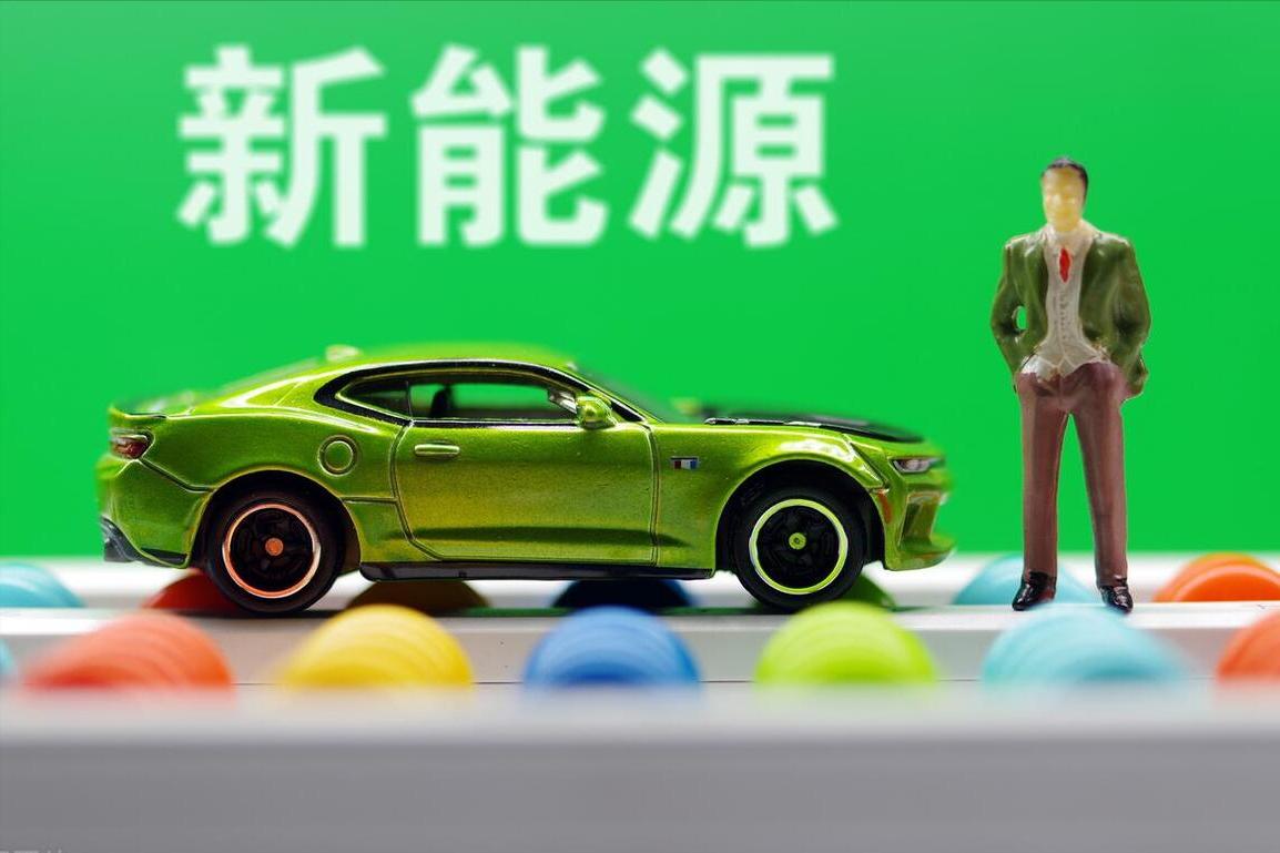 分析目前汽车能源的现状_汽车能源发展趋势_挑战与应对：新能源汽车市场的现状分析