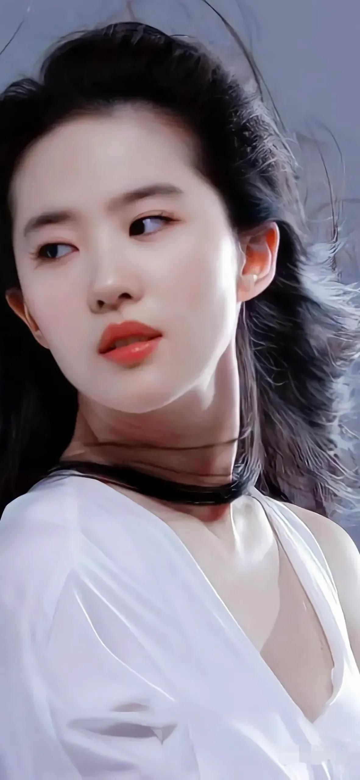 刘亦菲事业心强吗_刘亦菲的演艺事业与社会影响_刘亦菲事业发展怎样