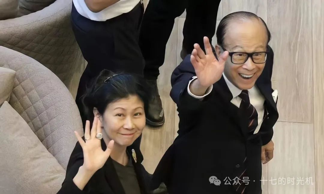 李嘉诚的家庭观念与企业文化_李嘉诚谈家庭教育_李嘉诚的企业精神