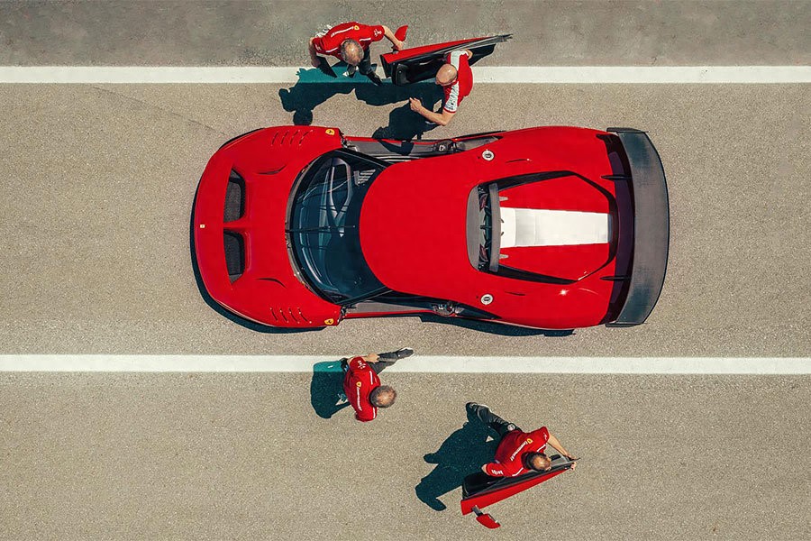 如何在赛道上克服焦虑？Monza赛道与法拉利GT赛车的完美调校体验