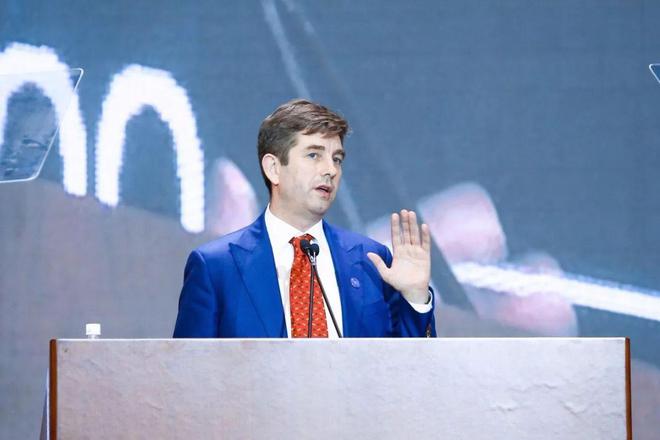 胡润与中国富豪的崛起_胡润富豪榜中国_胡润的富豪榜的创意是什么