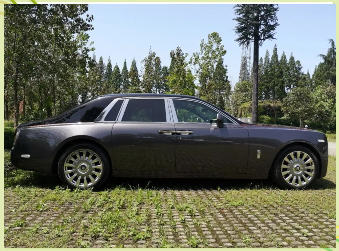 劳斯莱斯的舒适性与驾驶体验_劳斯莱斯驾驶视频大全_劳斯莱斯最舒适的车型