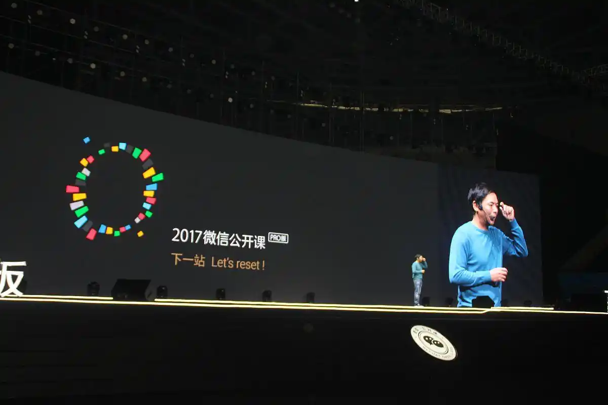 OPPO的跨界合作：智能科技与时尚_手机品牌跨界合作_跨界互联