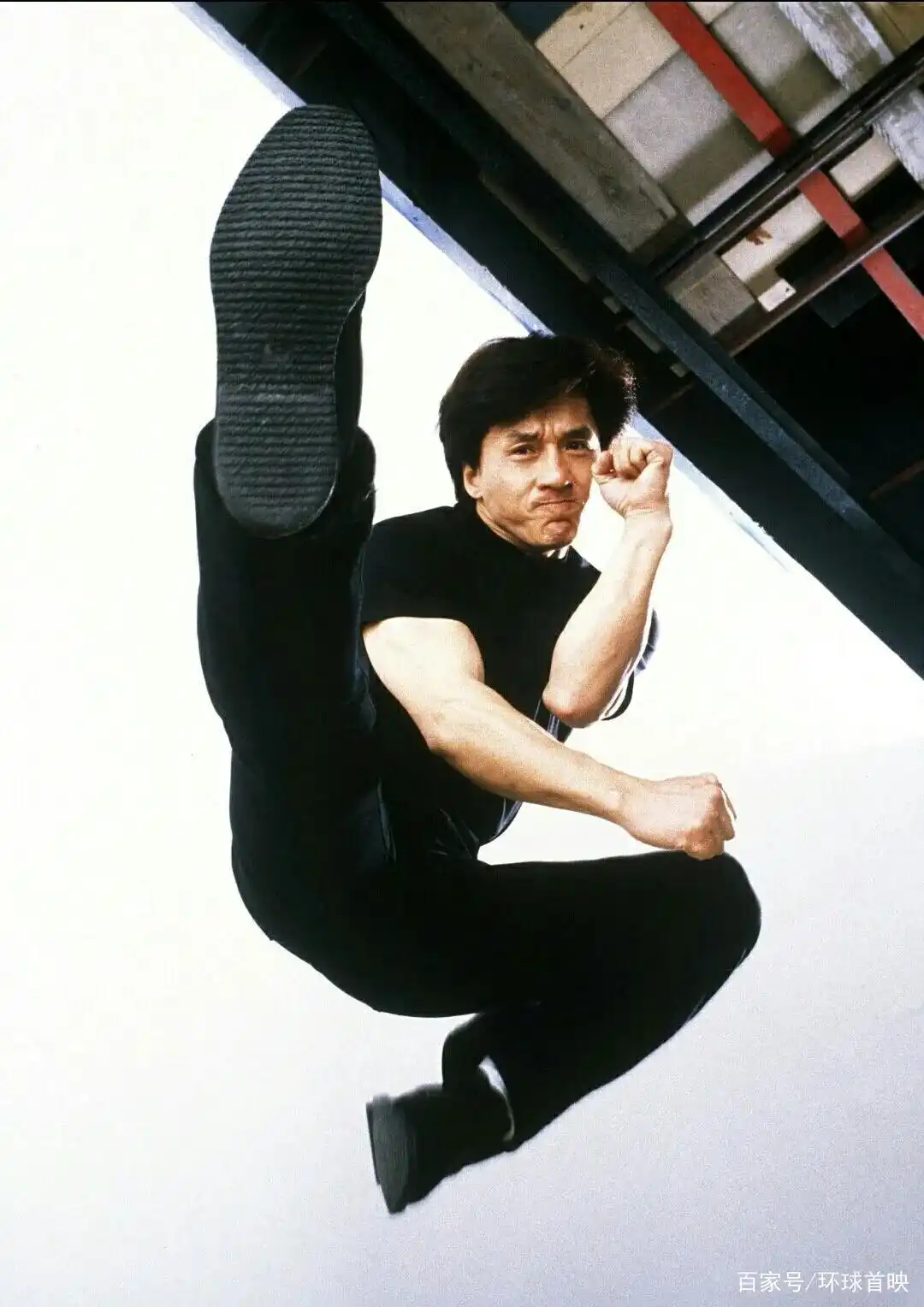 成龙在华语电影历史中的地位_成龙在电影界的地位_成龙华语电影杰出贡献演员