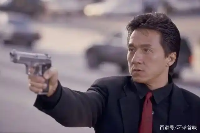 成龙华语电影杰出贡献演员_成龙在电影界的地位_成龙在华语电影历史中的地位