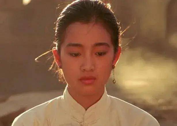 巩俐塑造角色_巩俐话剧_巩俐与经典悲剧角色的演绎