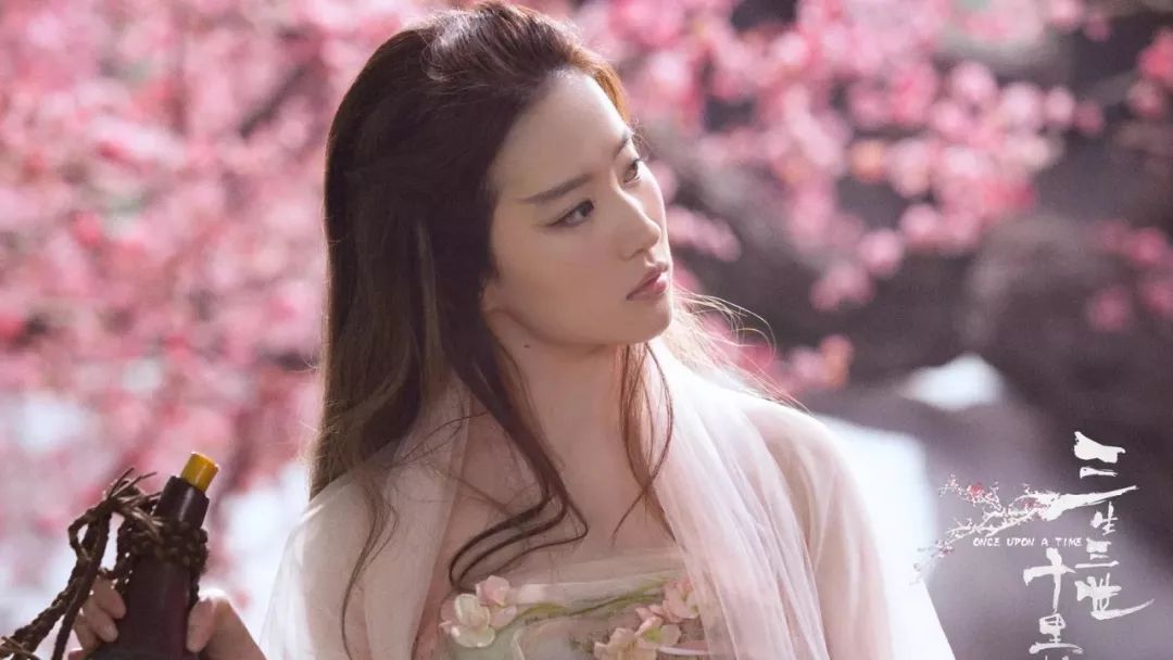 刘亦菲对家小花_刘亦菲：从小花到女神的蜕变_小花蜕变女神刘亦菲到第几集了