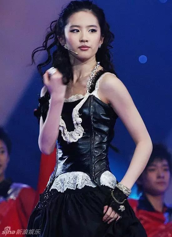 范玮琪_范玮琪跟张韶涵到底怎么回事_范玮琪歌曲